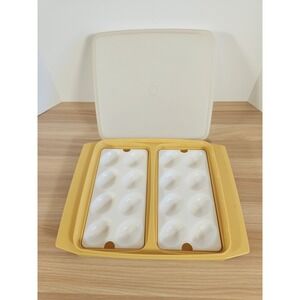 Tupperware Deviled Egg Tray Container‎ w/ Lid Vtg
